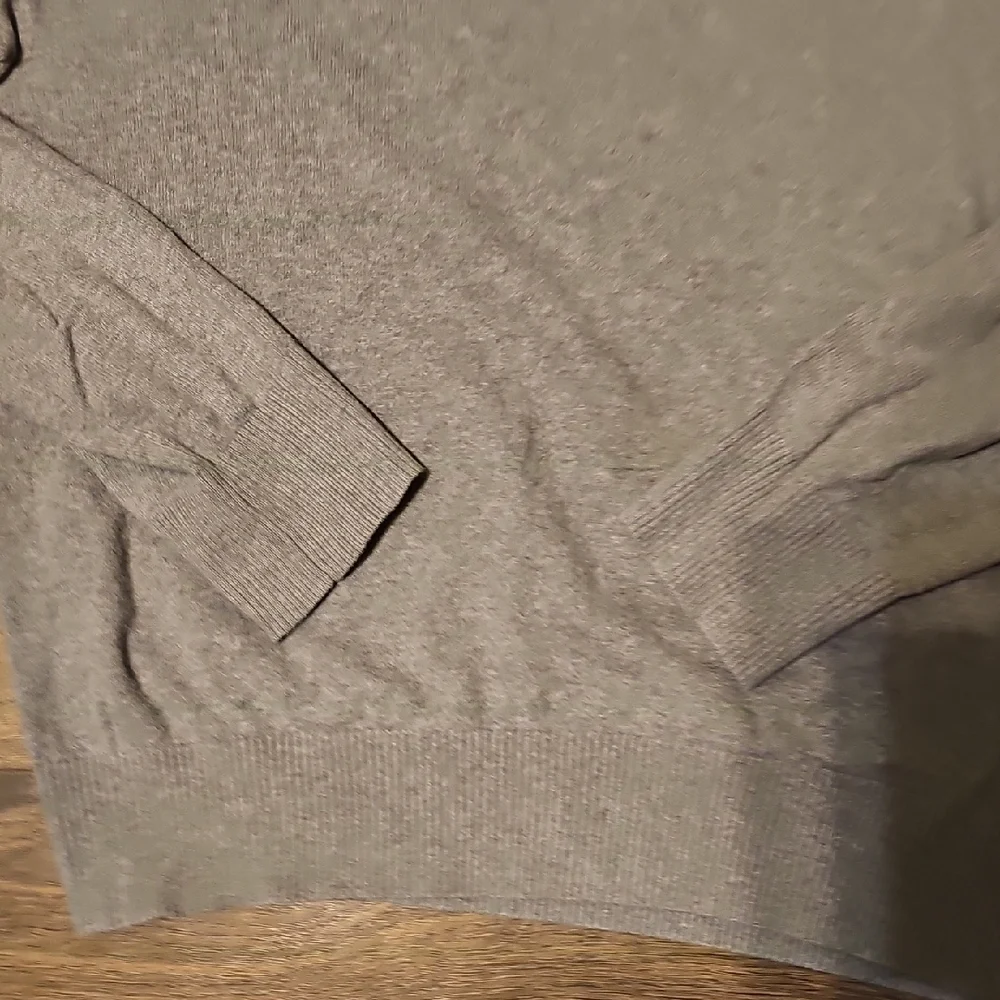 Banana Republic elegant gray